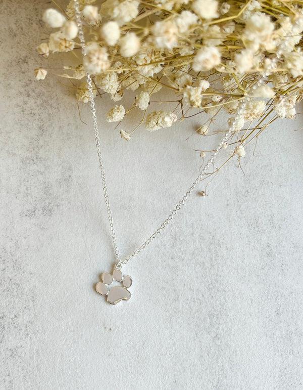 Elegant Silver Paw Necklace Made of Stainless Steel