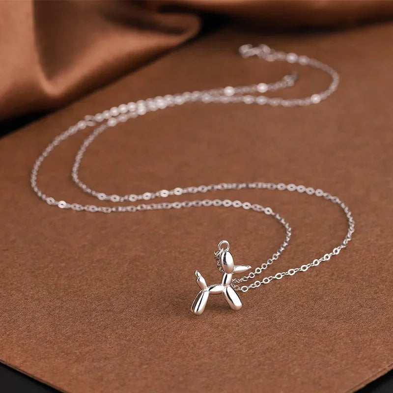 Balloon Dog Necklace – Playful Women's Necklace with Animal Pendant in Gold Look