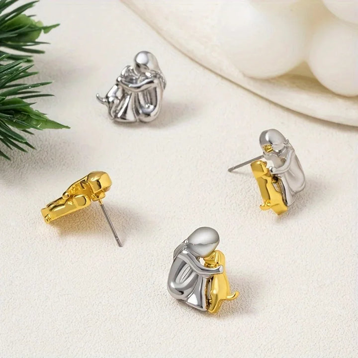 Alice Design | Hugging Earrings in Silver & Gold