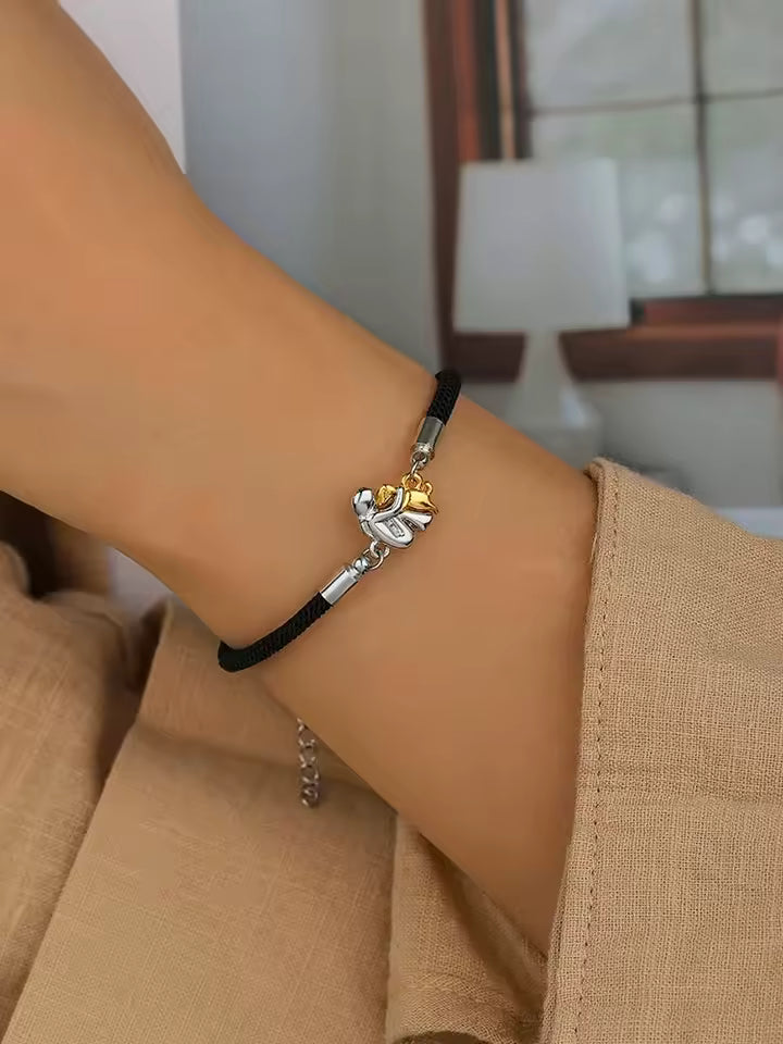 Alice Design | Dog Embrace Bracelet